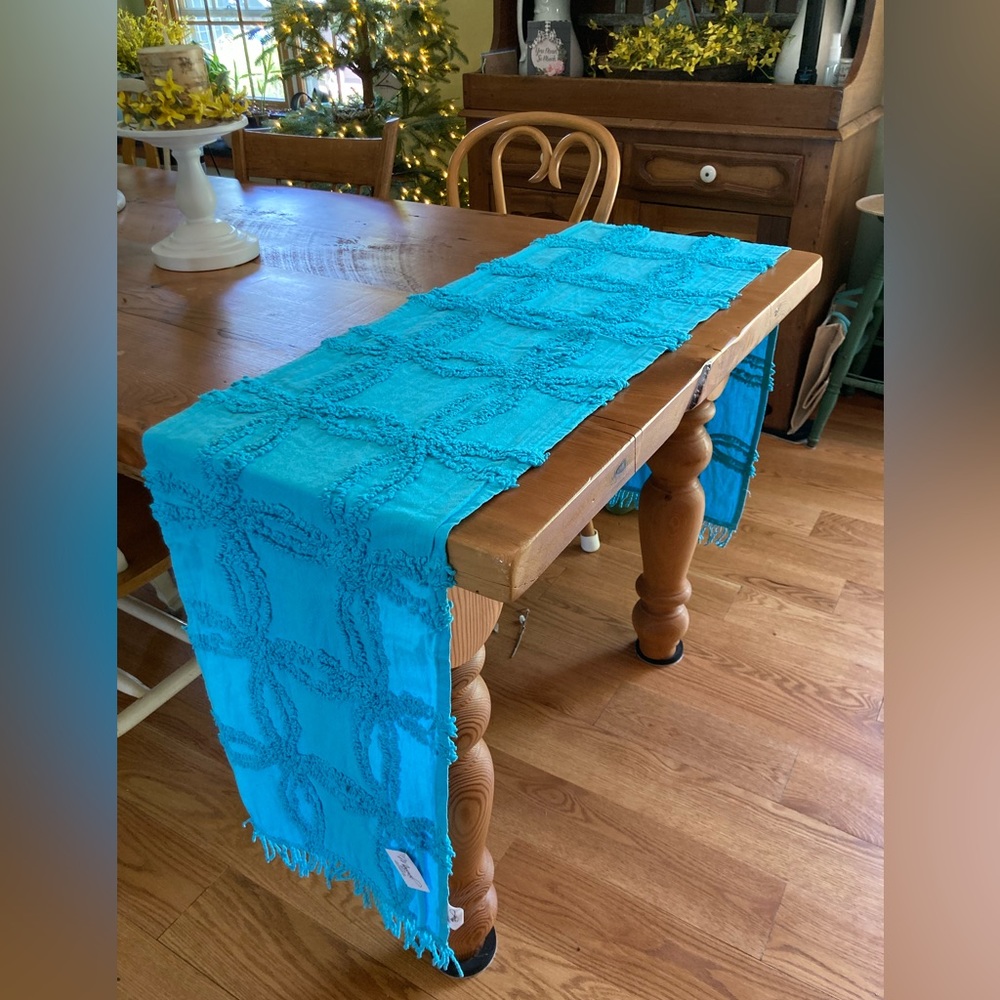 NWT SALE!!! Cotton Chenille Runner Manual Brand TURQUOISE Farmhouse Beach House
